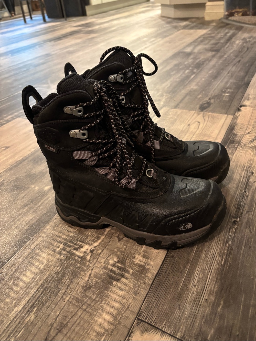 The North Face Men's Black Winter Snow Boots